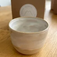 Bílý kalíšek na cappuccino, Keramika z Morávky 