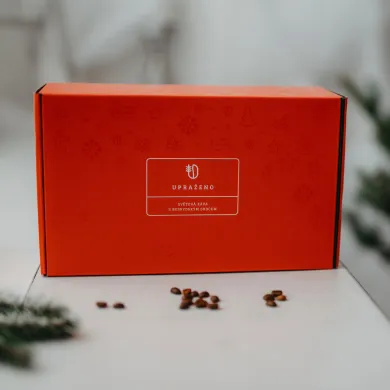 Dárkový balíček CHUŤ VÁNOC - 3+1 kávy po 250 g (1 balíček ZDARMA!) 