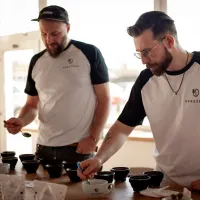 Kenya Decaf - 100 % Arabica - zrnková káva bez kofeinu