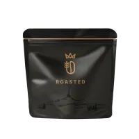 Roasted Venezuela Rivero Family zrnková káva 100% Arabica černé balení s logem ROASTED